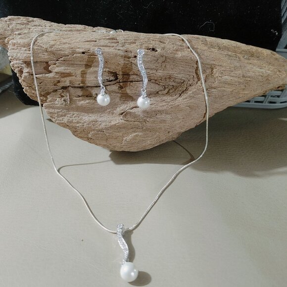 Necklace Earring Set 925 Sterling Silver 18 inch Faux Pearl Cubic Zirconia - Picture 3 of 13